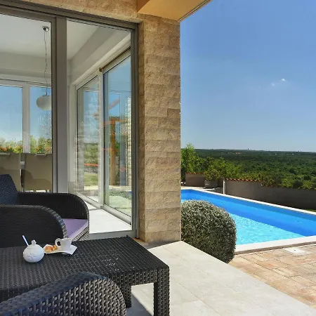 Modern In Peroj With Pool And Parasol * Barbariga