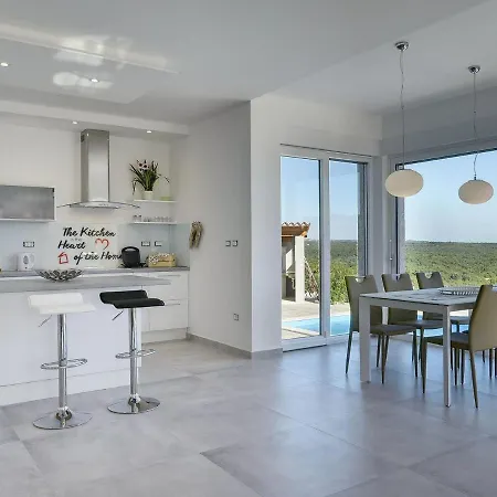Modern In Peroj With Pool And Parasol Villa *