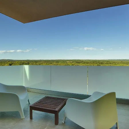 Modern In Peroj With Pool And Parasol